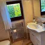 Mia's House On Garda بيت للعطل